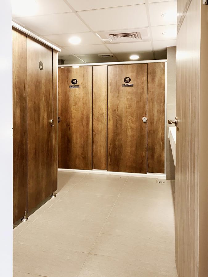 Single Inn-Kaohsiung Station Экстерьер фото
